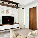 Porta Nuova - Alpitour Free Parking & Netflix