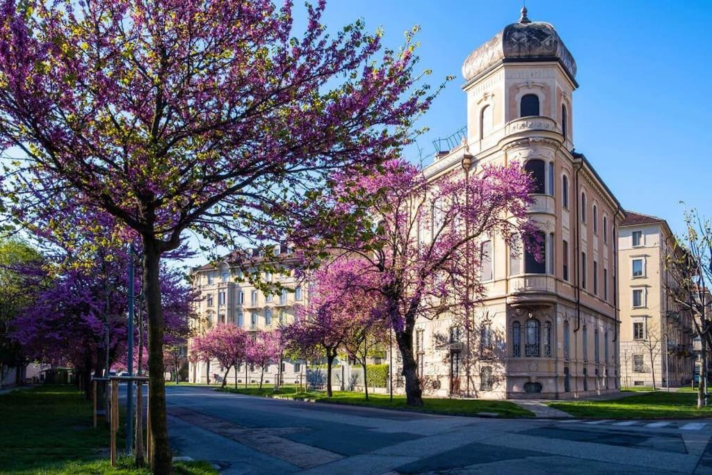 Porta Nuova - Alpitour Free Parking & Netflix Turin