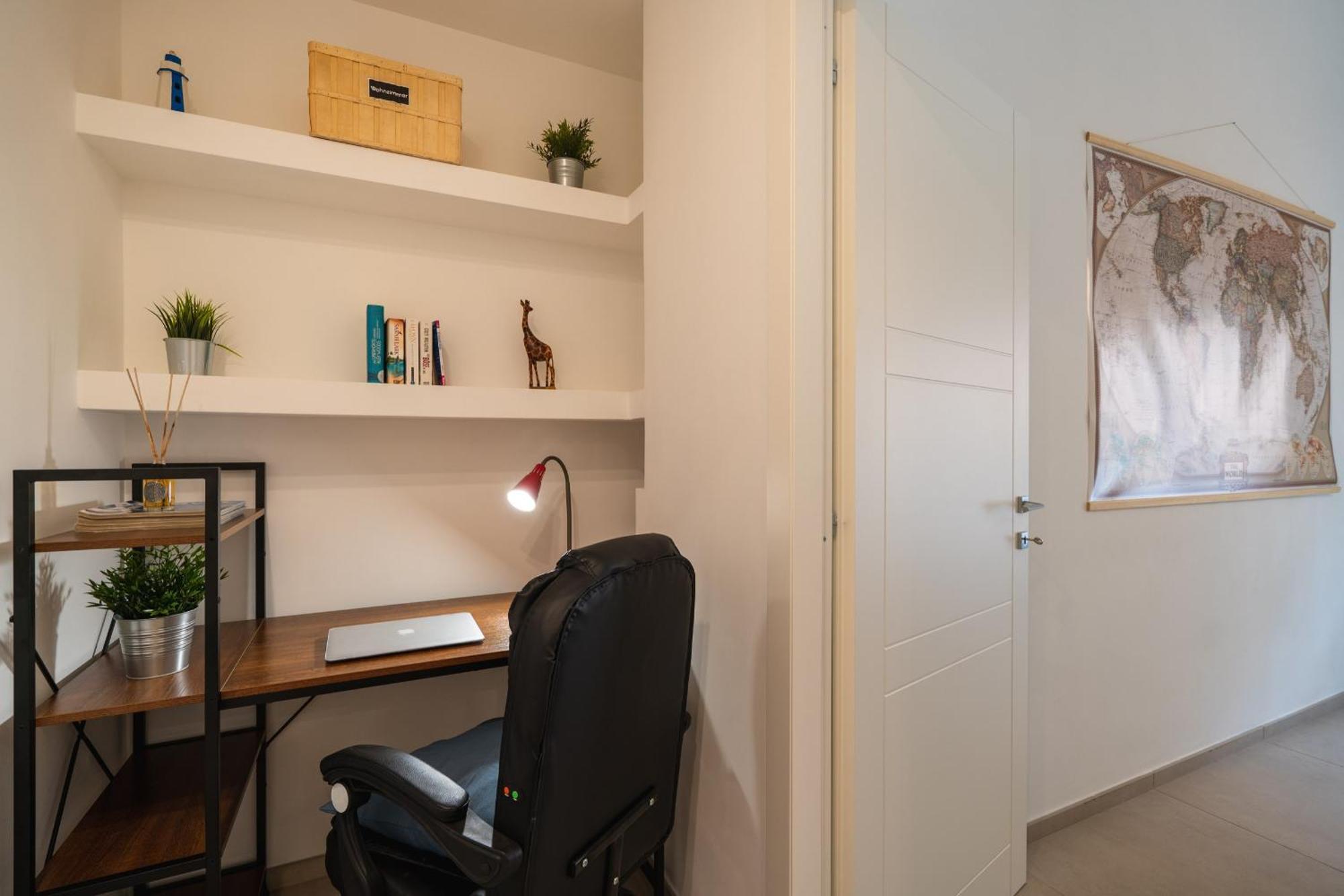 Porta Nuova - Alpitour Free Parking & Netflix Turin